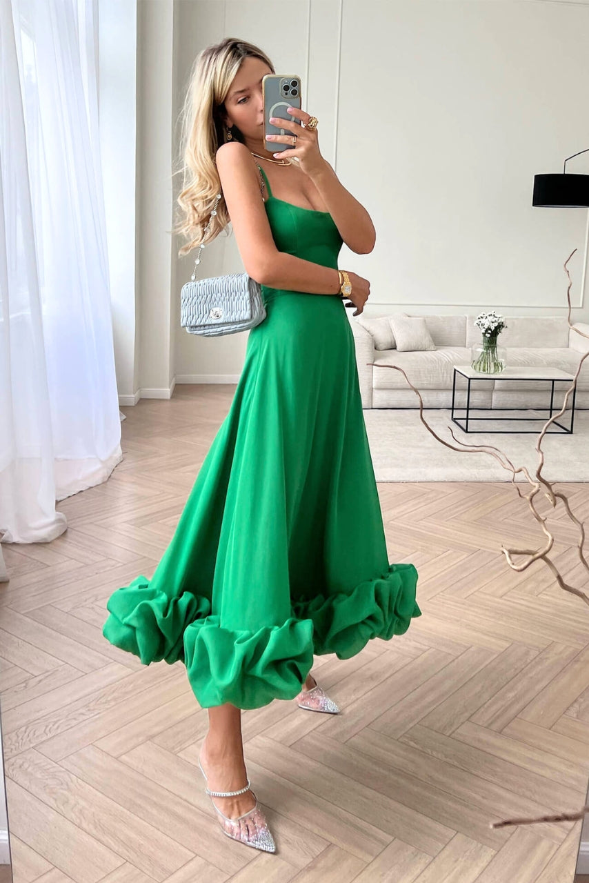 Juliene - Maxi jurk met dunne bandjes, uitlopende rok en rucheszoom dames