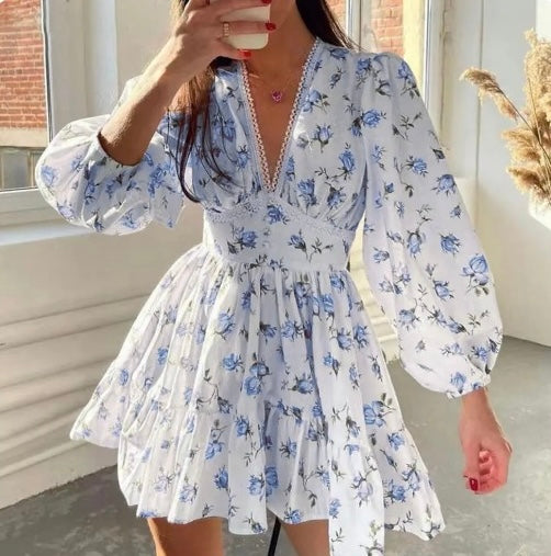 Josephine - Mini jurk met bloemenprint en lange pofmouwen en V-hals dames
