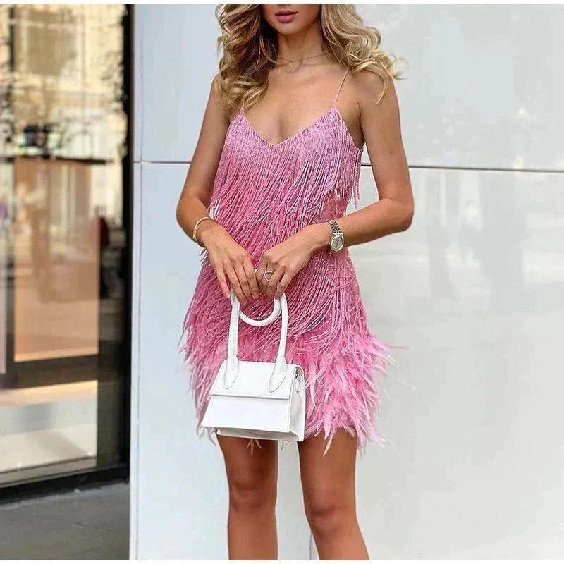 Manelle - Mini jurk met dunne bandjes, franjes en verenzoom dames