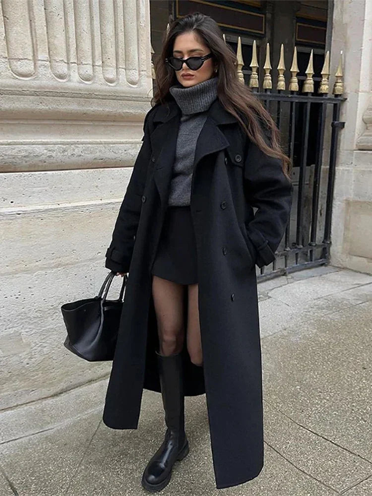 Lange trenchcoat dames met ceintuur, dubbele rij knopen en reverskraag voor herfst en winter 6