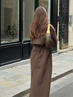 Lange trenchcoat dames met ceintuur, dubbele rij knopen en reverskraag voor herfst en winter 5