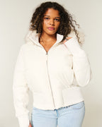 Cropped gewatteerde winterjas dames met capuchon en bontrand 1