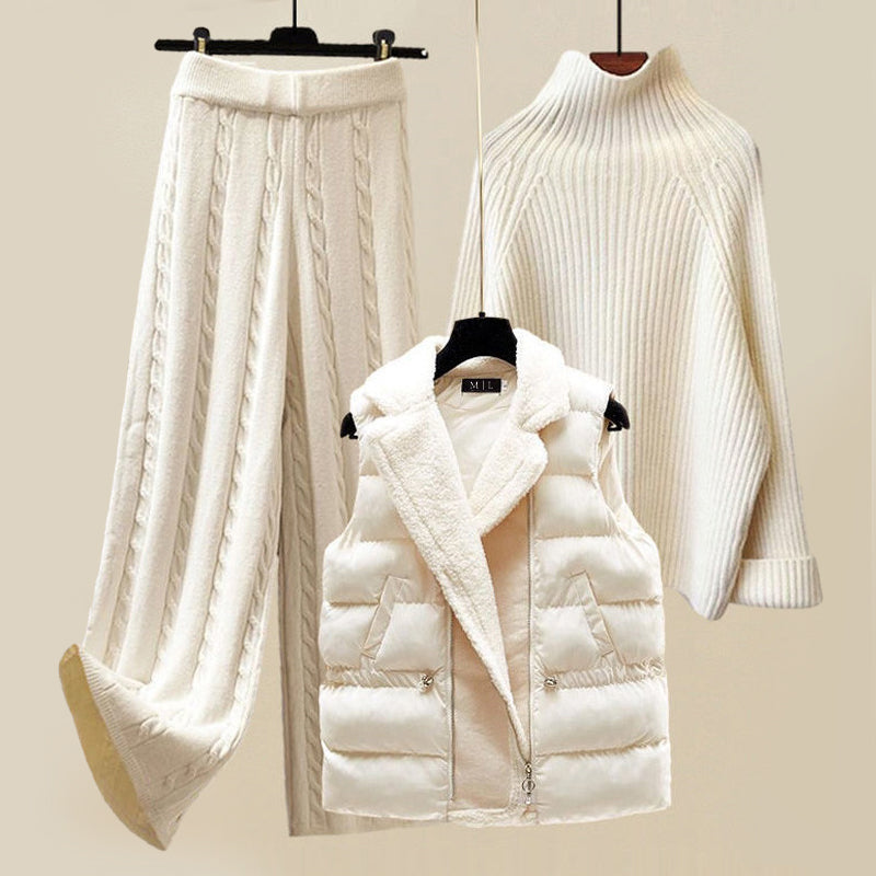 Driedelige gebreide set dames met coltrui, wijde broek en gilet 1
