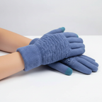 Gebreide handschoenen dames met touchscreen en kabelpatroon 3