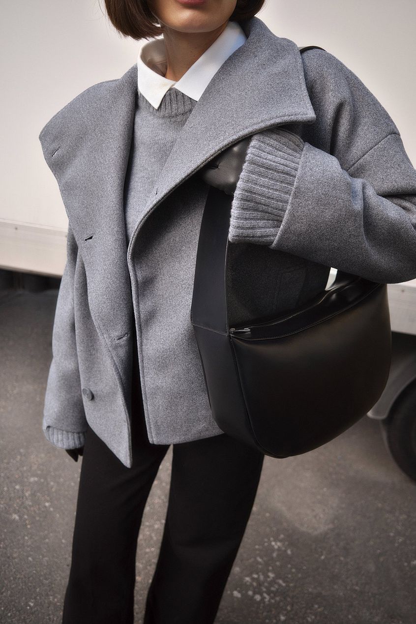 Korte trenchcoat dames oversized met brede revers en dubbele knooprij 11
