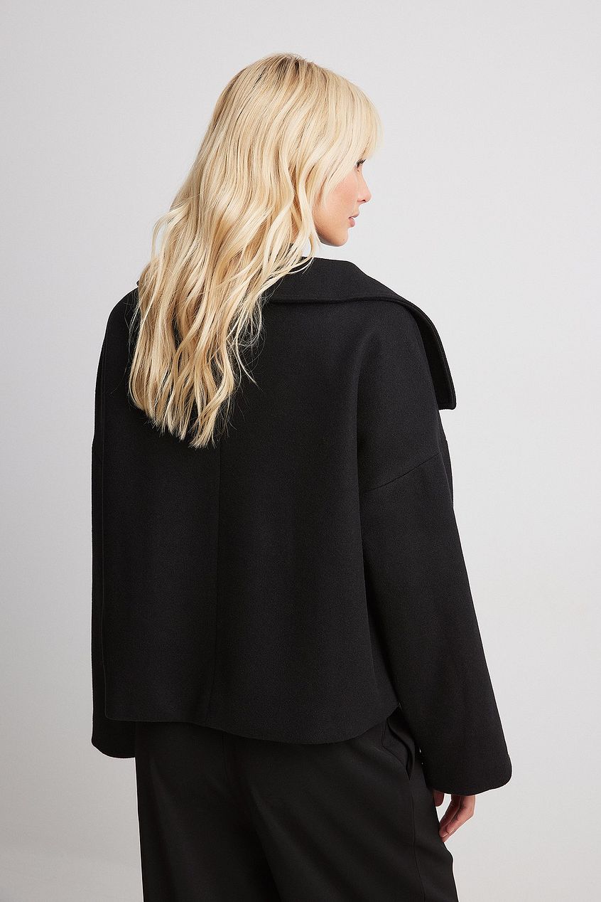 Korte trenchcoat dames oversized met brede revers en dubbele knooprij 5