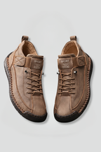 Lage sneakers dames van leer met veters en gestikte zool 9