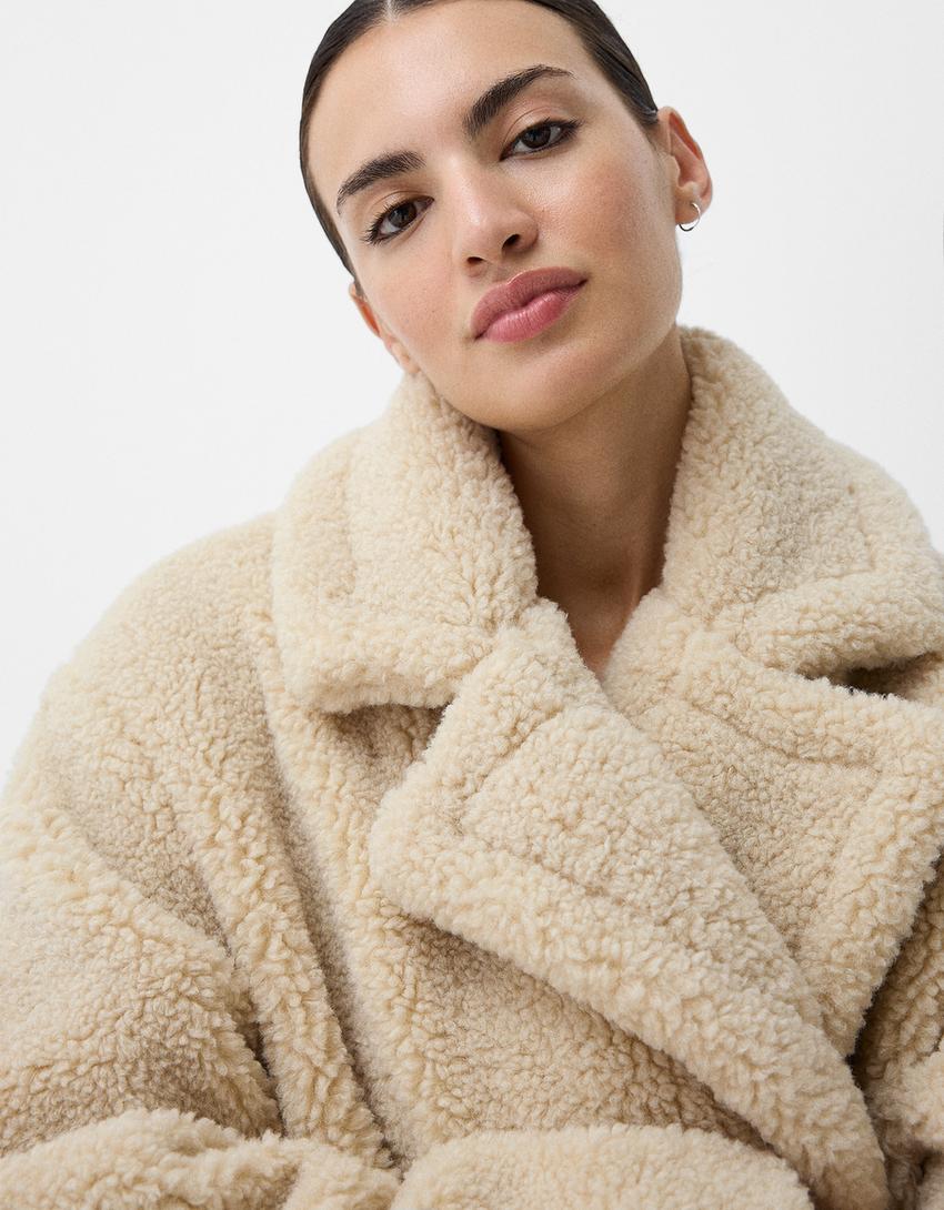 Lange winterjas dames teddy met revers en knoopsluiting 4