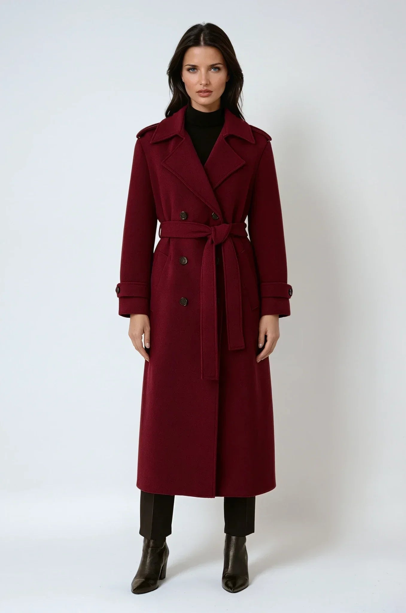 Lange wollen trenchcoat dames met ceintuur en dubbele knooprij 1