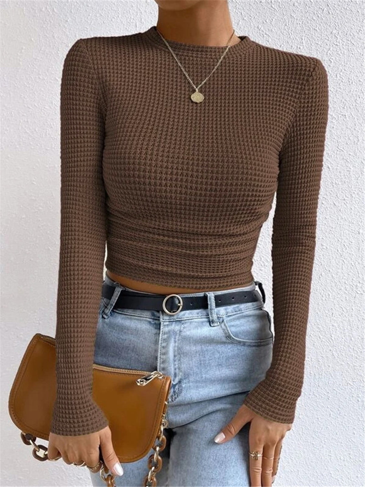 Longsleeve dames met ronde hals, wafelstructuur en cropped zoom 3
