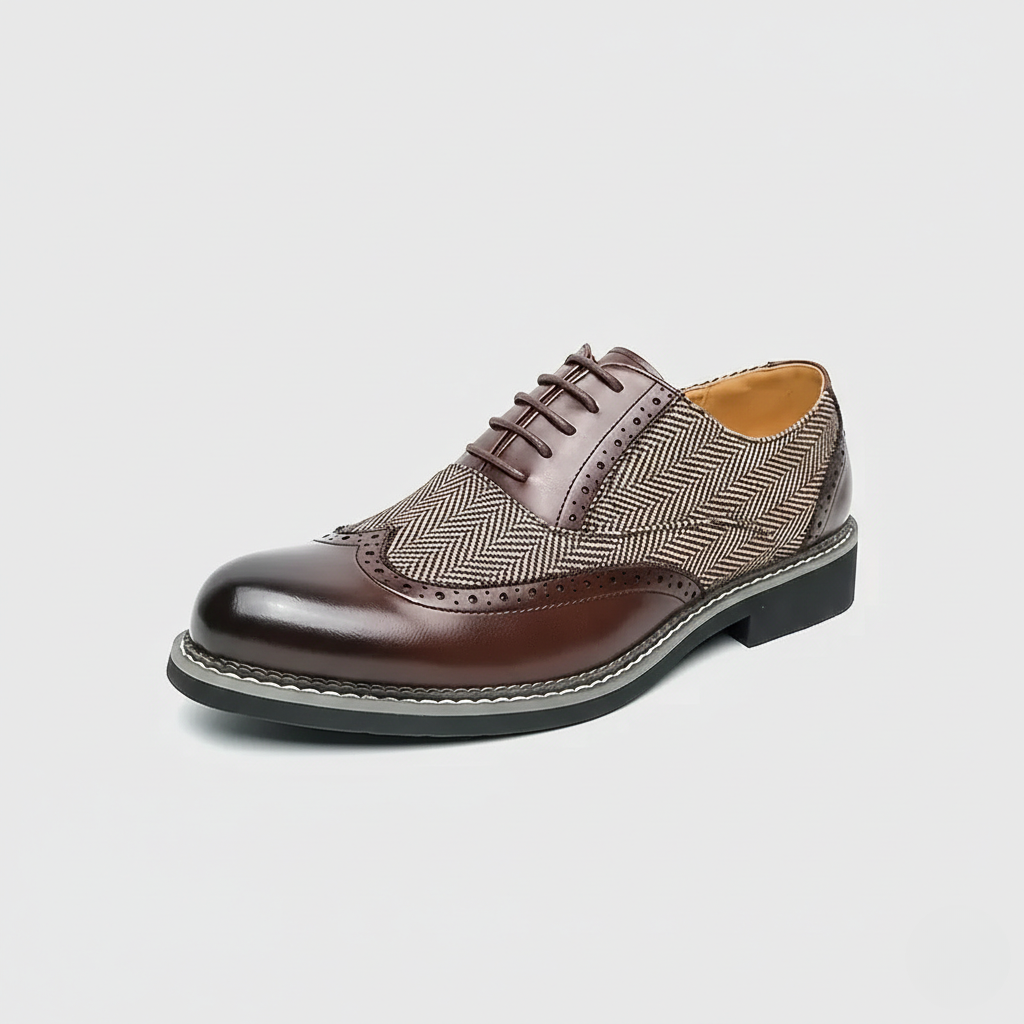 Nette schoenen heren met veters en geperforeerd detail 1