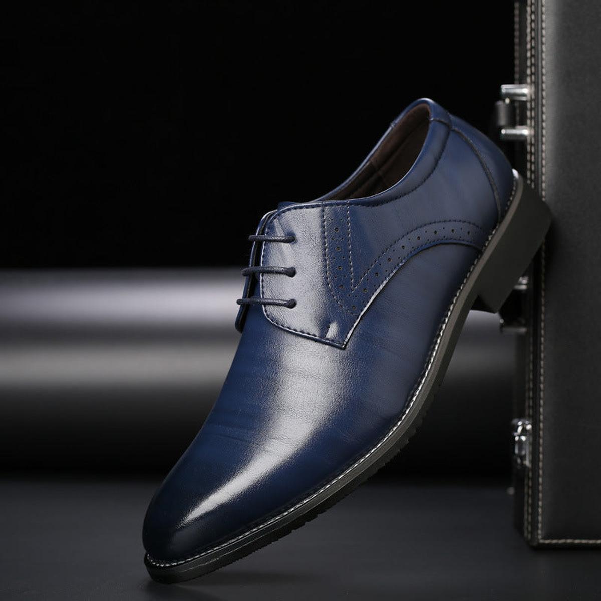 Nette schoenen heren van leer met geperforeerd brogue-detail 2