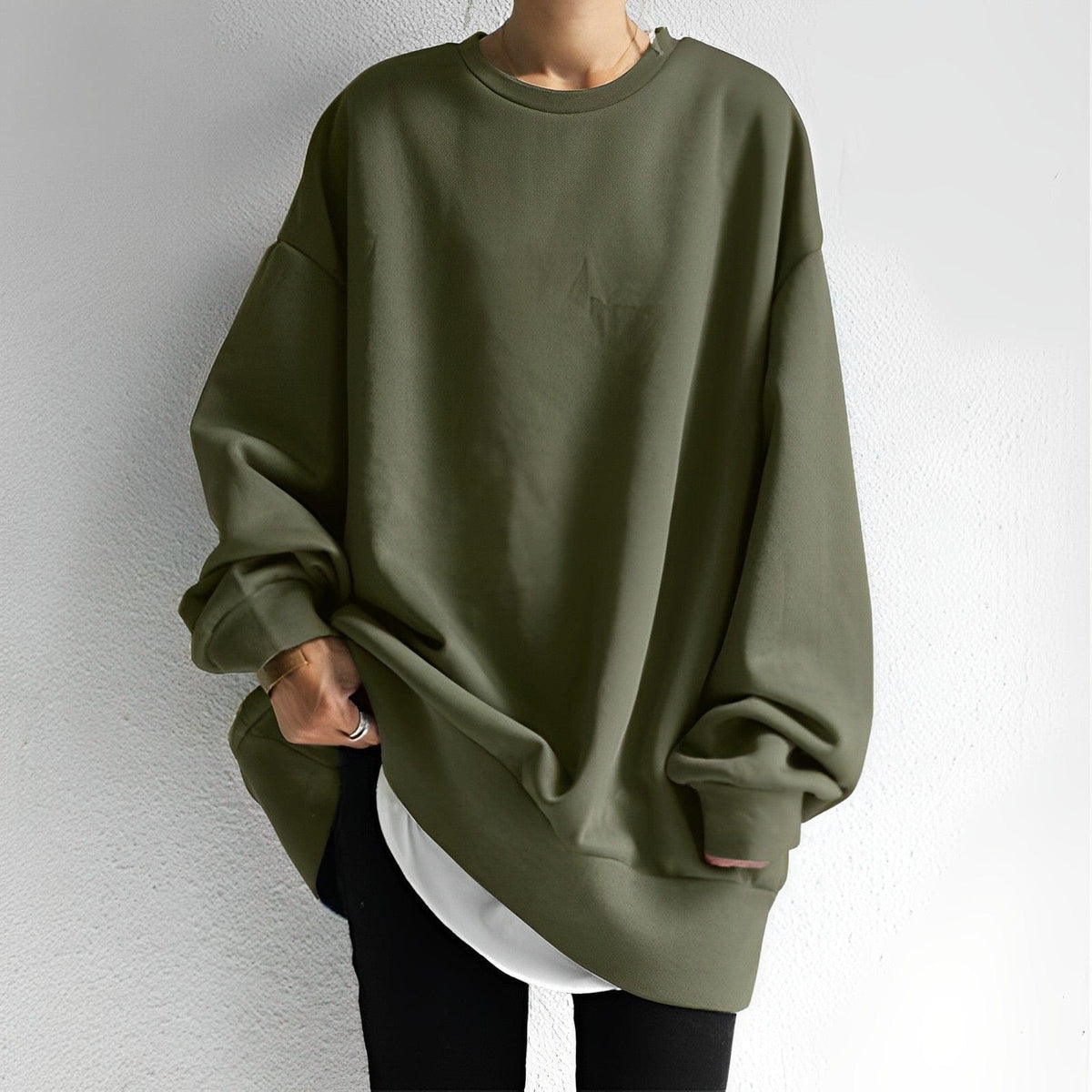 Oversized trui dames met ronde hals en gedropte mouwen 3
