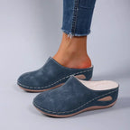Pantoffels dames met gesloten neus en stevige platte zool 4