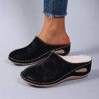 Pantoffels dames met gesloten neus en stevige platte zool 5