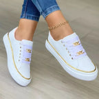 Sneakers dames met gouden detail, gevoerde binnenkant en lichte zool 4