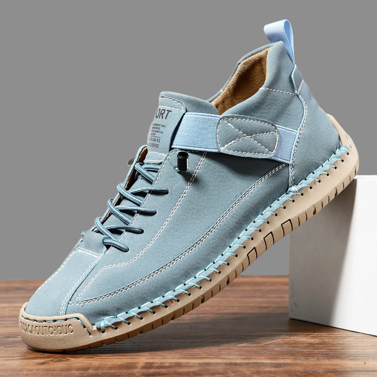 Sneakers dames met veters en geperforeerd detail 16