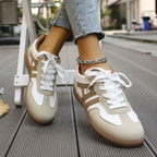 Sneakers dames van leer met veters en brede neus 6