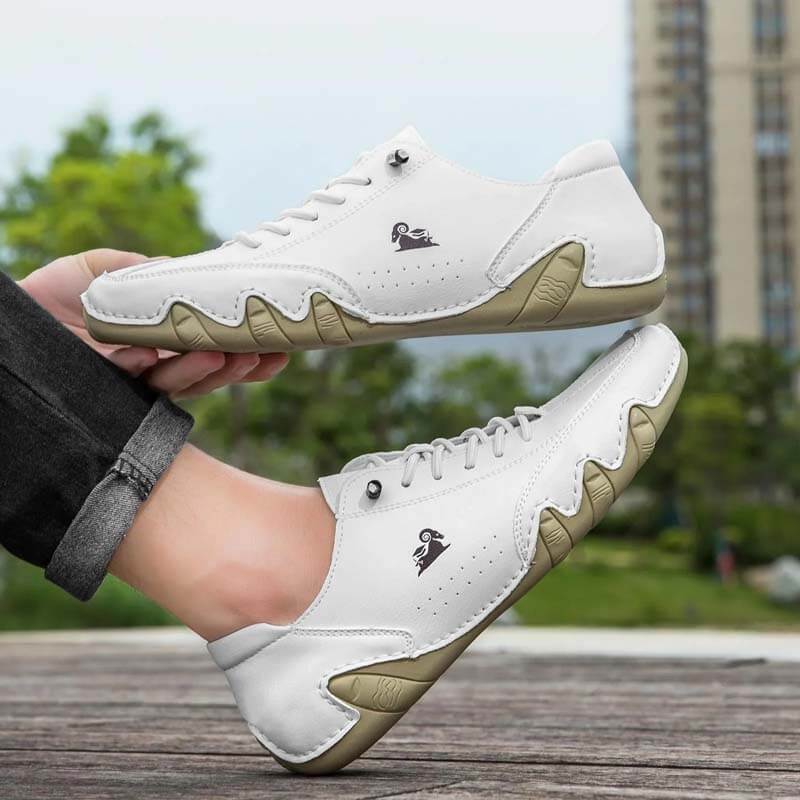 Sneakers heren met veters en geperforeerd detail 12