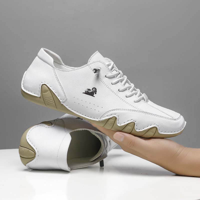 Sneakers heren met veters en geperforeerd detail 17