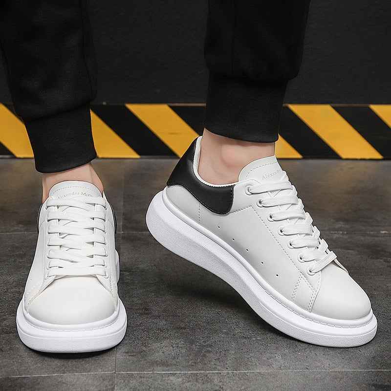 Sneakers heren van leer met dikke zool en geperforeerd detail 5