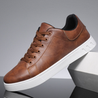 Sneakers heren van leer met veters en contrasthiel 1