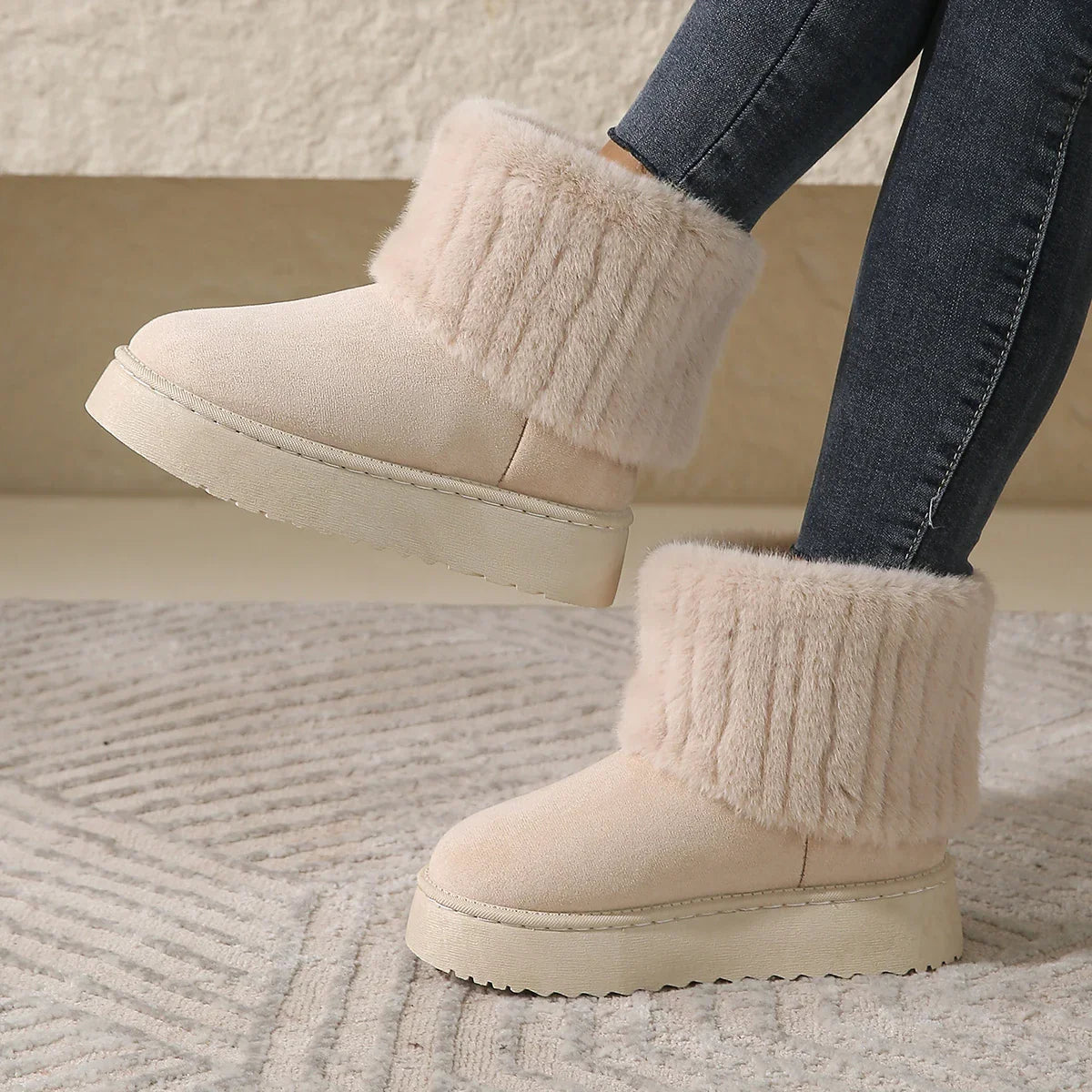 Snowboots dames met warme voering, bontrand en platte zool 4