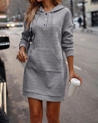 Trui-jurk dames met capuchon, knoopsluiting en steekzakken 2