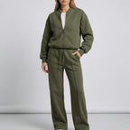 Tweedelige set dames met ritsjack en wijde broek 1