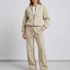 Tweedelige set dames met ritsjack en wijde broek 2