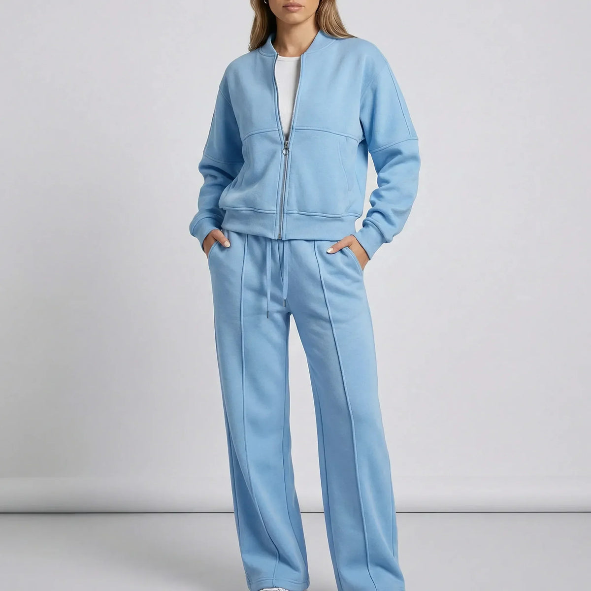 Tweedelige set dames met ritsjack en wijde broek 3