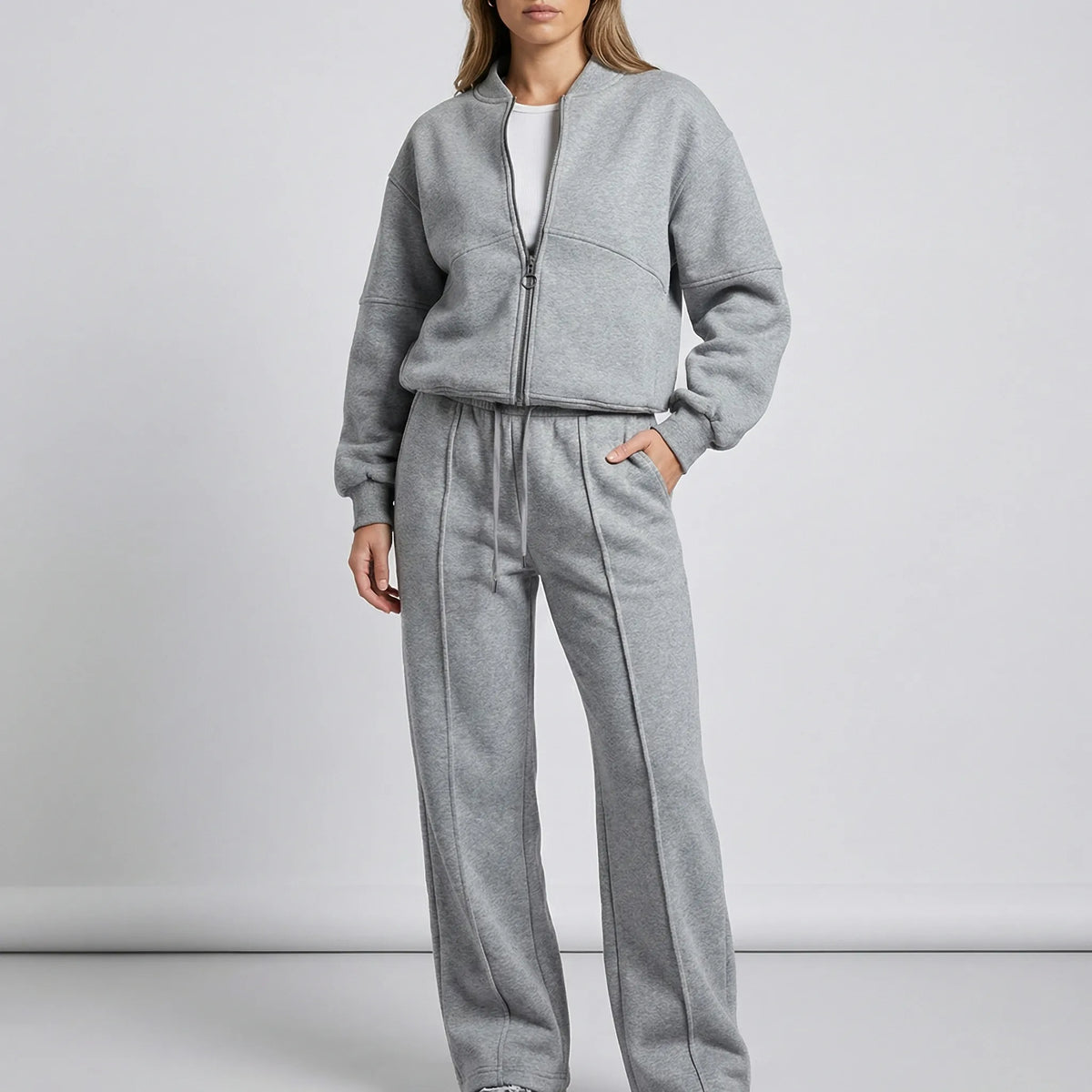 Tweedelige set dames met ritsjack en wijde broek 6