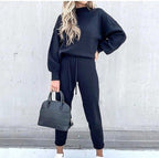 Tweedelige set dames met trui en broek in zacht materiaal 4