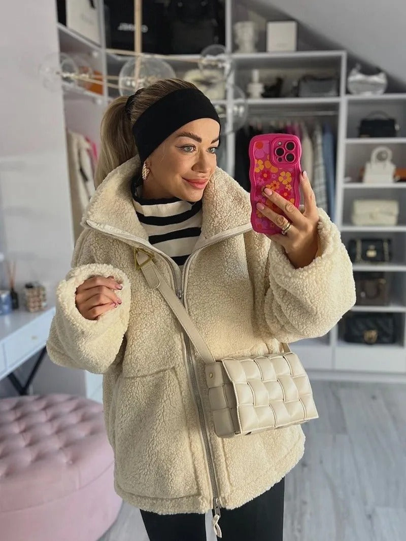 Winterjas dames oversized teddy met rits en opstaande kraag 4